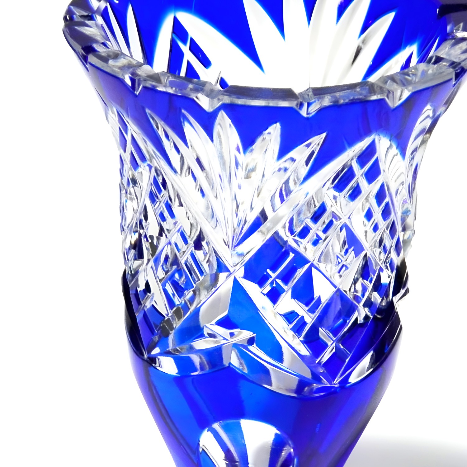 Blauer Bleikristallvase, Handgefertigtes Geschliffenes Glas Mit Geometrischem Muster, Bohemia Vase, Vintage Dekorativer Wohnakzent